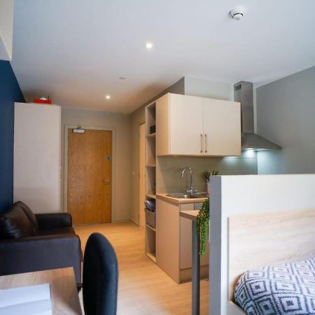 Bright Modern Studios And Private Bedrooms With Shared Kitchen At Straits Meadow Near Edinburgh City Centre Εξωτερικό φωτογραφία