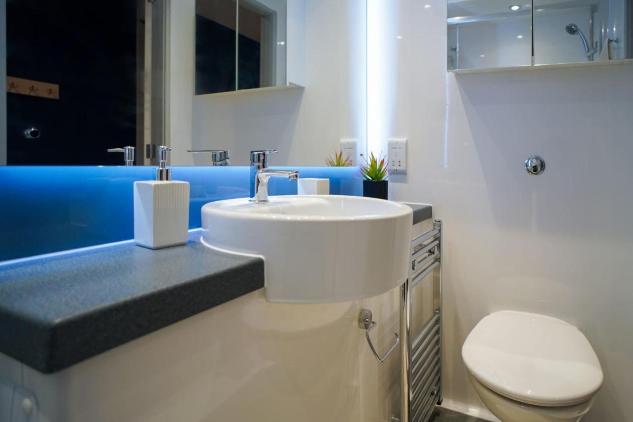 Bright Modern Studios And Private Bedrooms With Shared Kitchen At Straits Meadow Near Edinburgh City Centre Εξωτερικό φωτογραφία